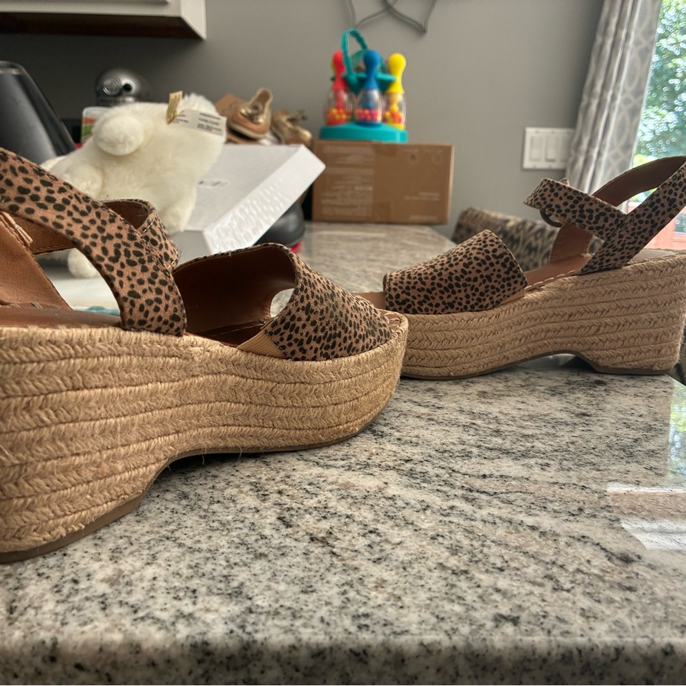 Universal Thread Platform Wedge L 8 - image 8